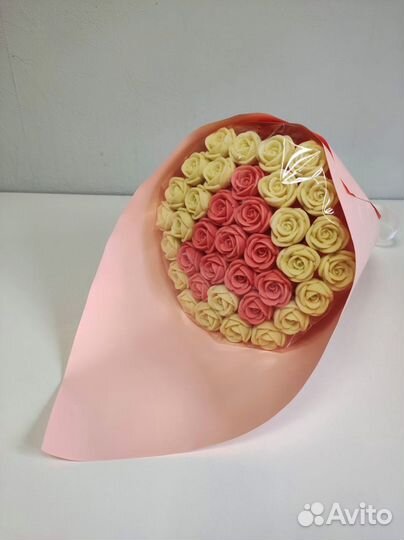 Розы из Белого Шоколада - 37 шт в Букете