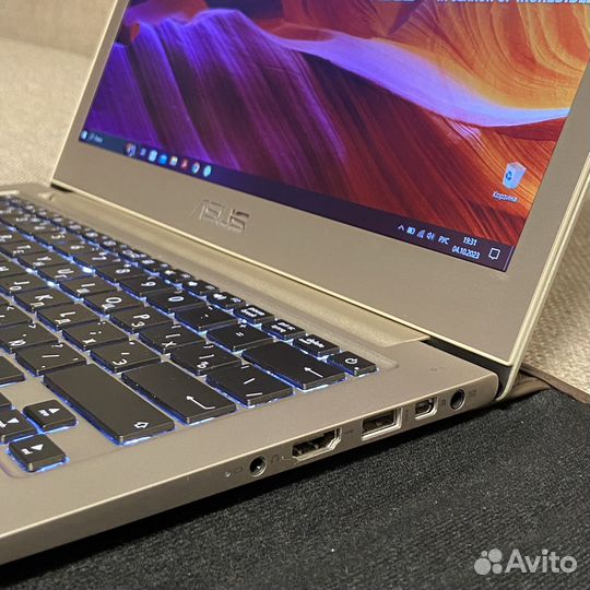 Asus ZenBook UX303UA