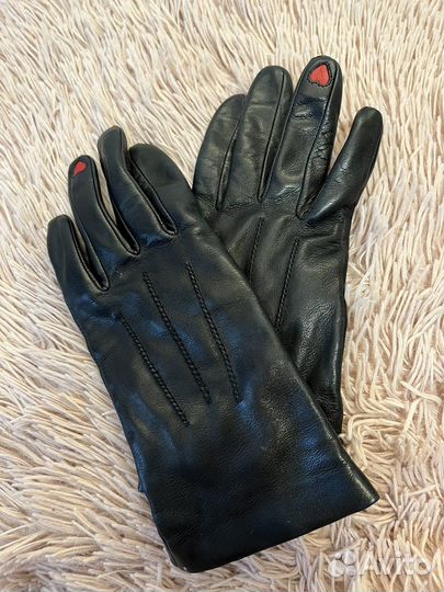 Перчатки из натуральной кожи