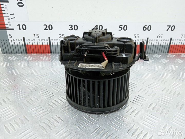 Моторчик печки для Renault Megane 2 7701056965