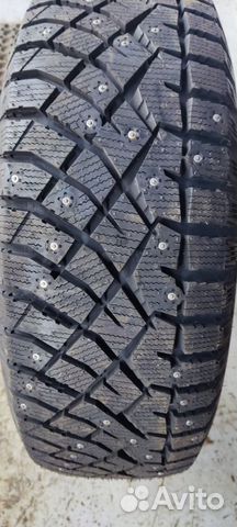 Nitto Therma Spike 225/55 R18