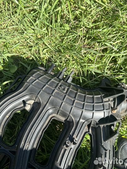 Впускной коллектор 16 клапанный