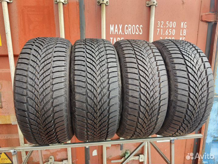 Goodyear UltraGrip Ice 2 235/45 R18 98T