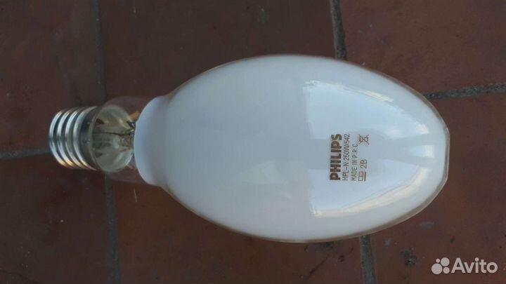 Лампа Philips дрл 250 Вт. цоколь Е 40. Б/У