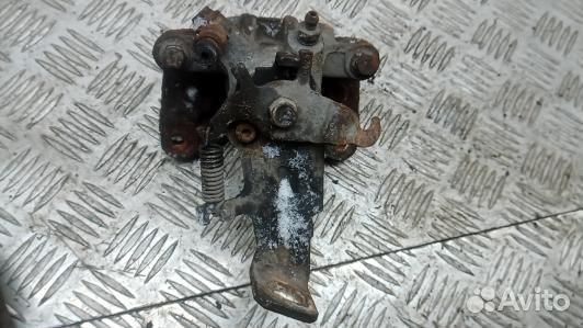 Суппорт тормозной задний левый nissan almera tino