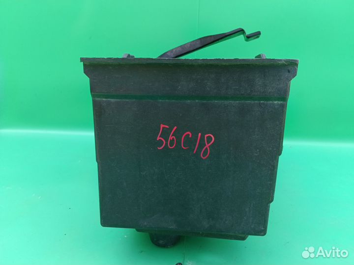 Кожух аккумулятора для Ford Focus 2 2005-2011