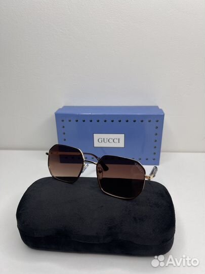 Солнцезащитные очки женские