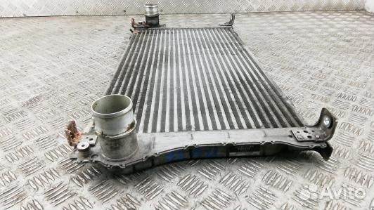 Радиатор интеркуллера toyota avensis T27 (92B12KC0