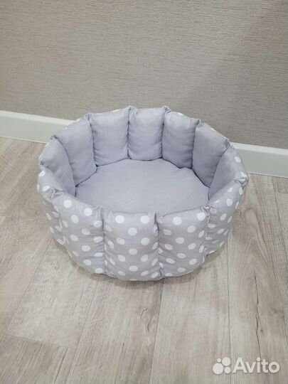 Лежанка для кошек и собак