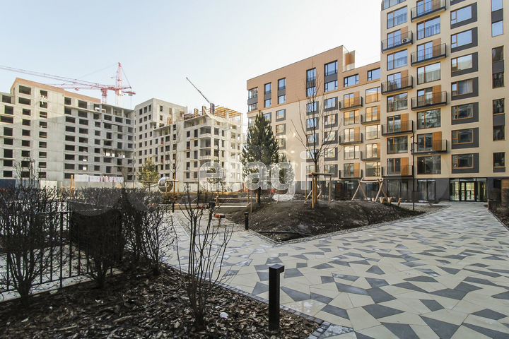 2-к. квартира, 58,4 м², 8/10 эт.