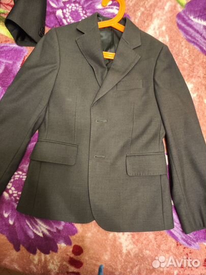 Школьный костюм для мальчика 134 серый
