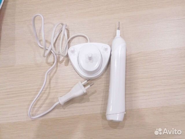 Электрическая зубная щетка oral b braun