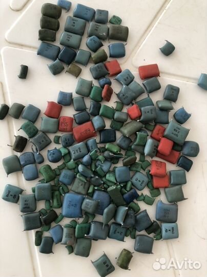 Конденсаторы км