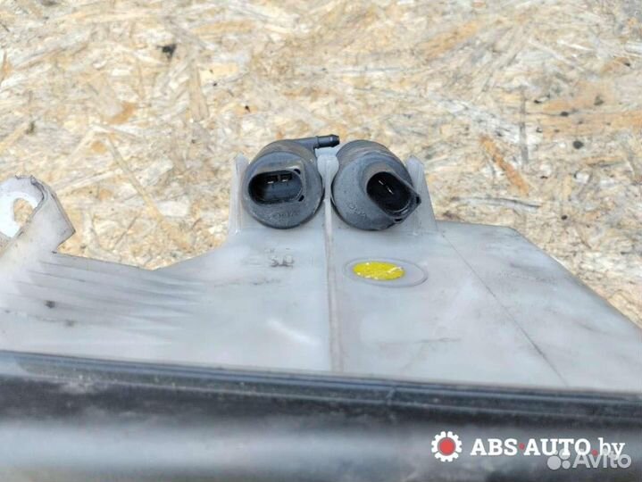 Бачок омывателя BMW X5 E53 рест. 2005 61678252738