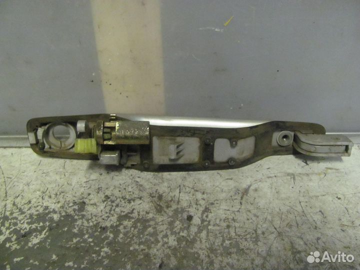 Ручка двери передняя левая Mitsubishi Lancer 9 2000-2010