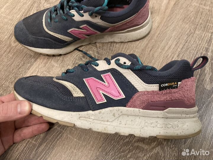 Женские Кроссовки New Balance 997H (7US)