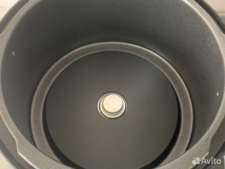 Мультиварка Redmond RMC-PM190