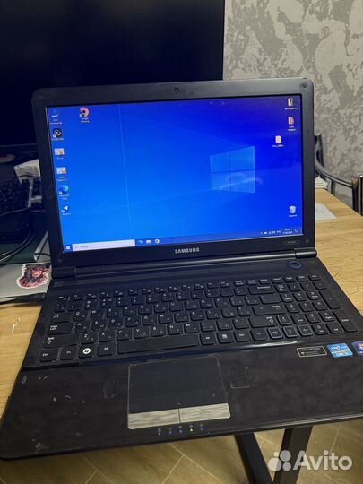 Ноутбук samsung rc520