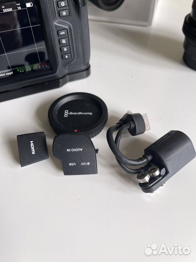 Blackmagic Pocket Cinema Camera 4k + много обвеса