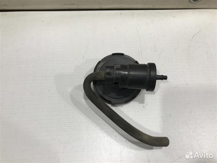 Клапан вентиляции топливного бака Jeep Grand Cher