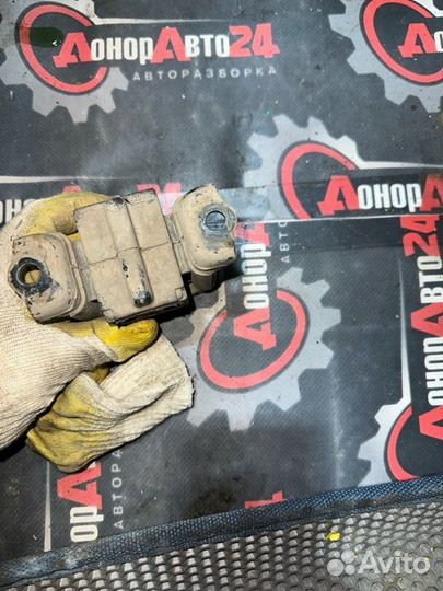 Подушка АКПП Honda Accord CL9 K24A3 2004