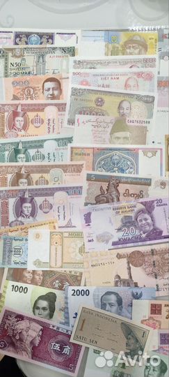 Большой набор банкнот 77шт