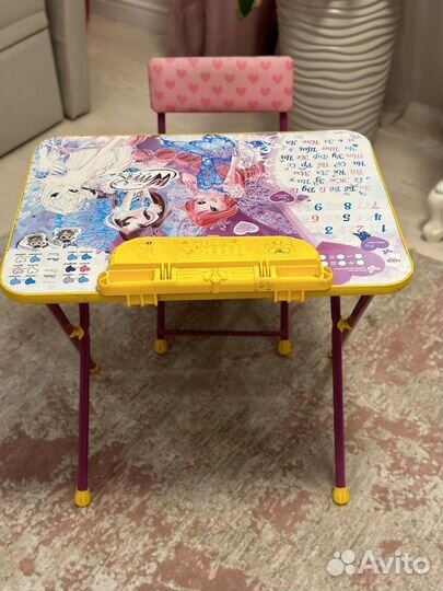 Детский стол и стул
