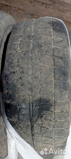 Bridgestone Blizzak Revo GZ 215/55 R17