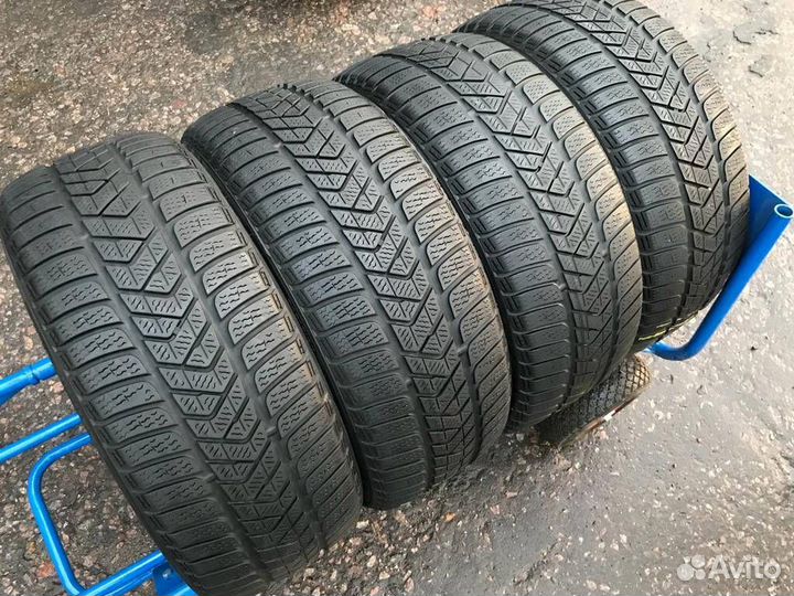 Pirelli Scorpion Winter 285/45 R21