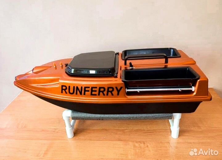 Прикормочный карповый кораблик Ранферри Speed V4