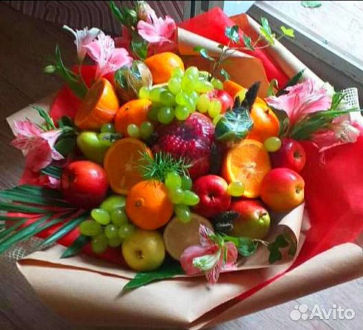 Оригинальные букеты из фруктов