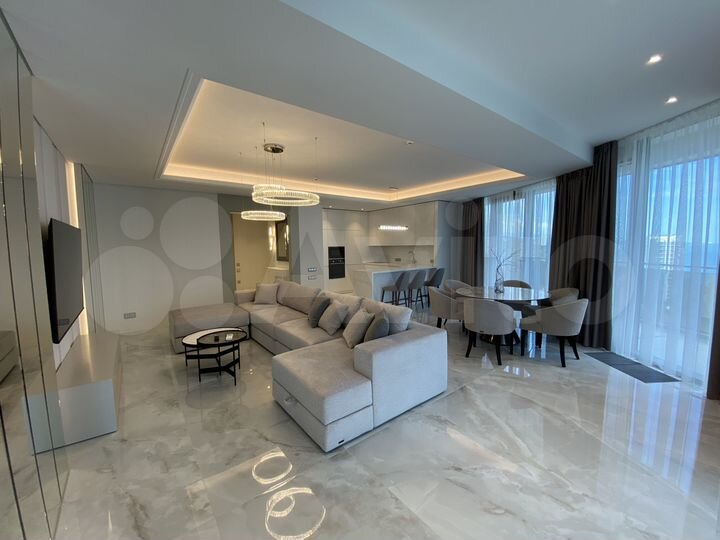 3-к. квартира, 150 м², 14/28 эт.