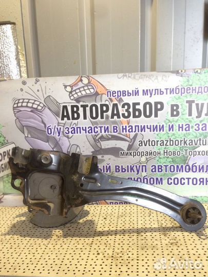 Кулак задний правый Ford Focus