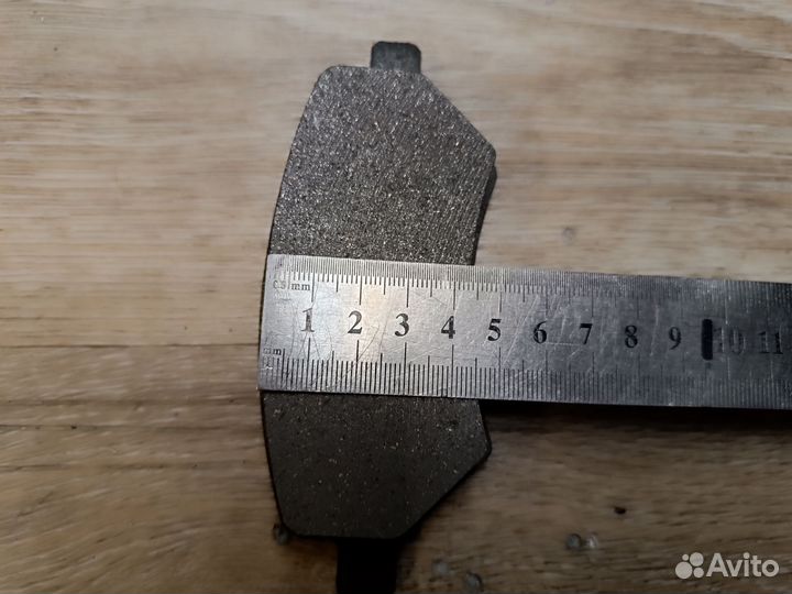 Тормозные колодки передние на чери тиго