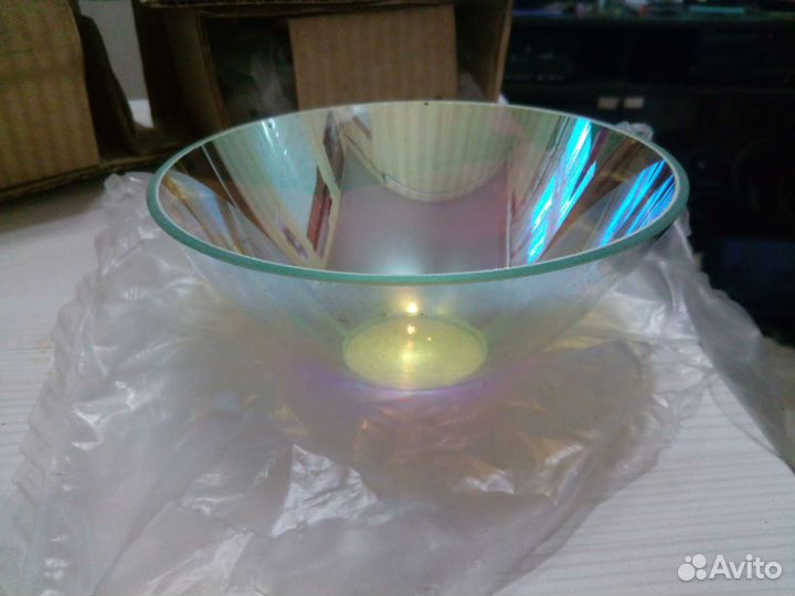 Интерференционный отражатель из кварцевого стекла