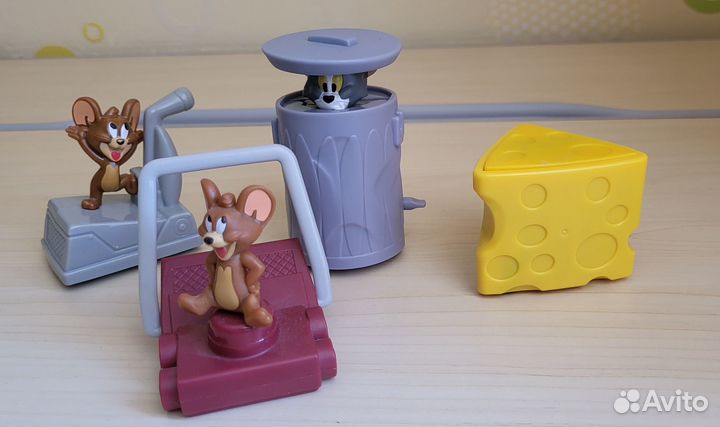 Игрушки из Mcdonalds