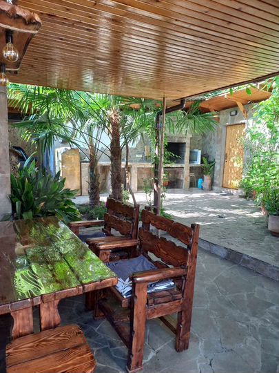 3-к. квартира, 64 м², 1/2 эт.