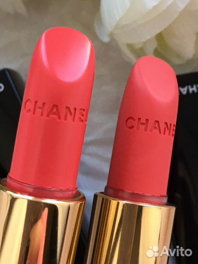 Chanel rouge allure velvet 43 la favourite