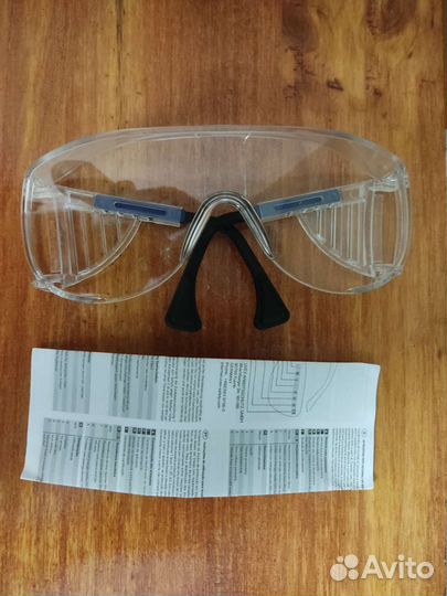 Очки Uvex 9161005