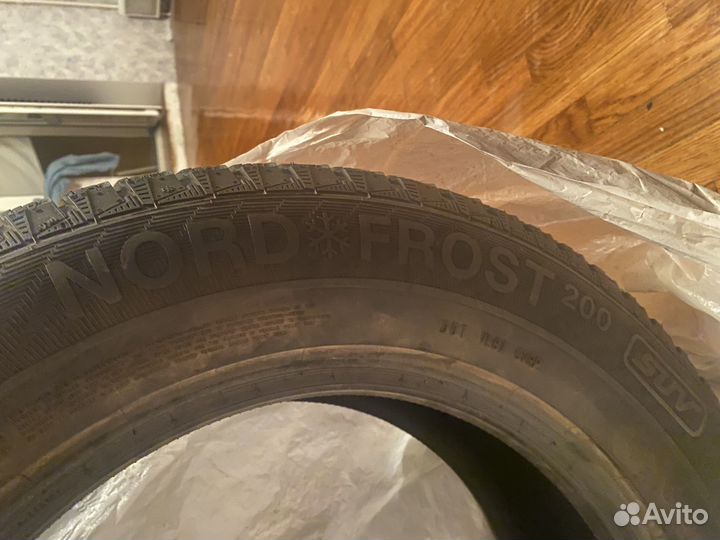 Gislaved Nord Frost 200 SUV 235/65 R17 108T