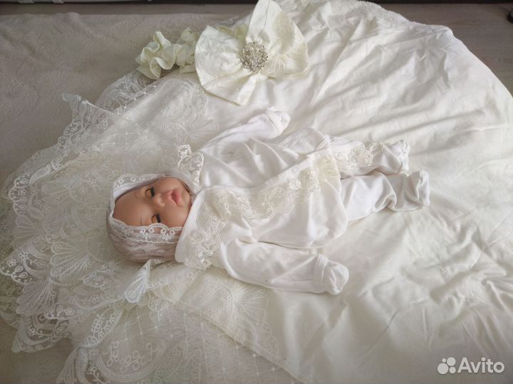 Продам комплект на выписку