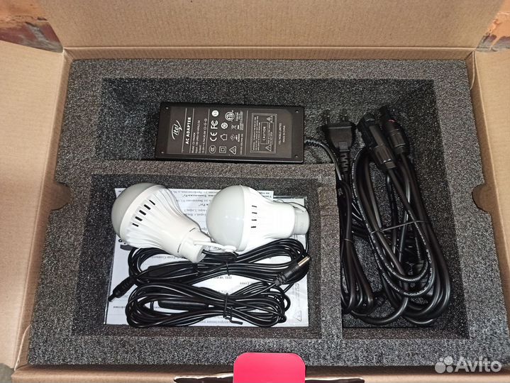 Внешний аккумулятор itel Solar Generator 600(ISG