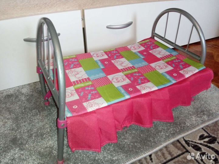 Кроватка для кукол