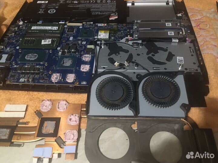 Игровая приставка ps4