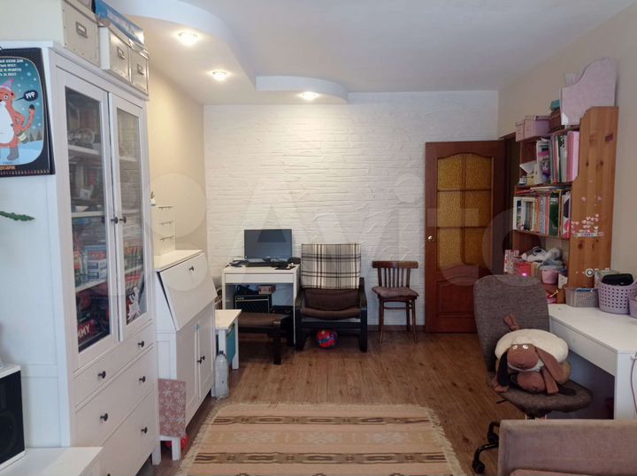 2-к. квартира, 53 м², 2/5 эт.