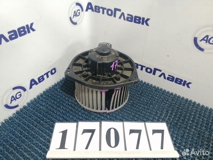 Мотор отопителя Mitsubishi Dion