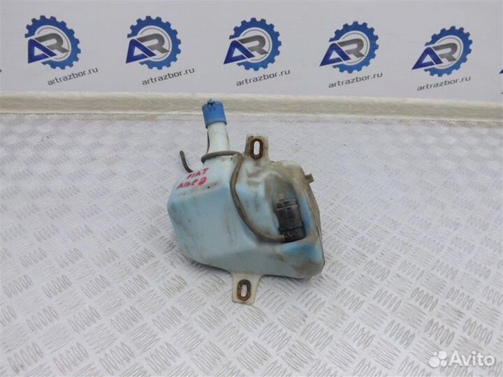 Бачок омывателя лобового стекла Fiat Albea 1.4