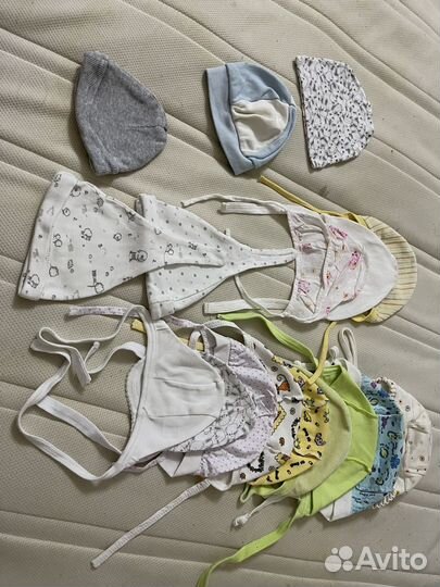 Шапочки для новорожденных пакетом 17 шт