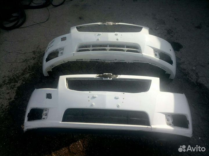 Бампер передний на Chevrolet Cruze