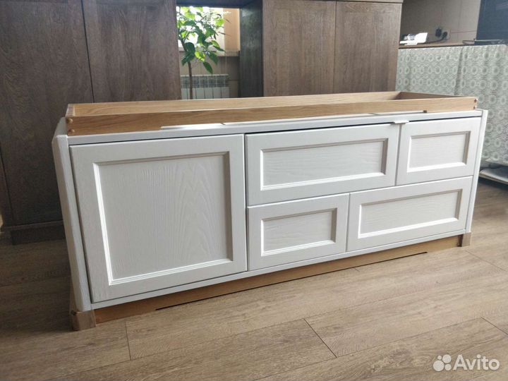 Тумба под телевизор